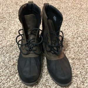 Men’s size 10.5 Ralph Lauren Polo boots